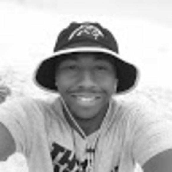 Meet your Posher, Devin - Picture 1 of 1